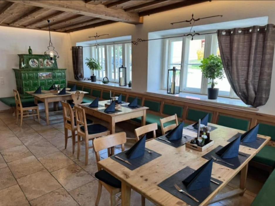 Kalwang Mala Taverna מראה חיצוני תמונה